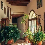 Le Petit Chateau Agroturismo *