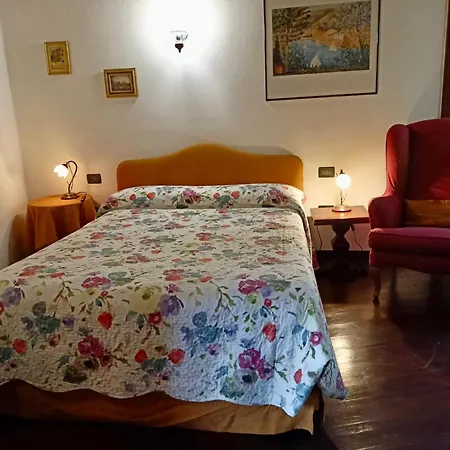 Le Petit Chateau Lantgård *