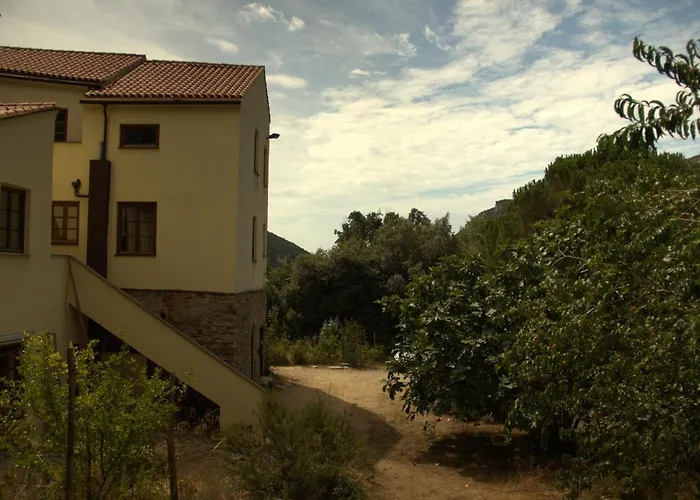 Le Petit Chateau Séjour à la ferme *