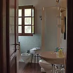 Le Petit Chateau * Vezzi Portio