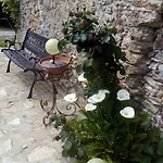 Le Petit Chateau Gospodarstwo agroturystyczne *