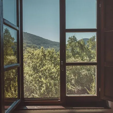 בית חווה Le Petit Chateau