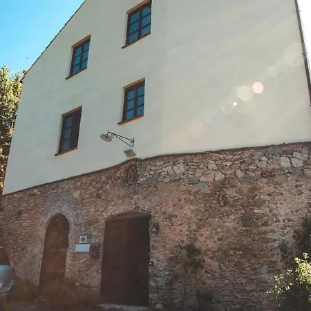 Le Petit Chateau Agroturismo