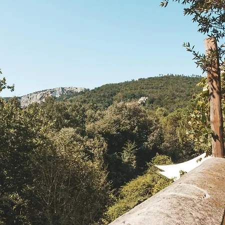 Agroturismo Le Petit Chateau