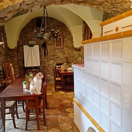 Le Petit Chateau בית חווה Vezzi Portio