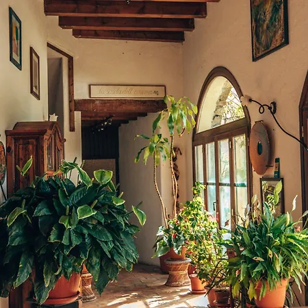 Le Petit Chateau בית חווה *