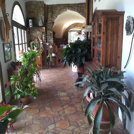 בית חווה Le Petit Chateau *