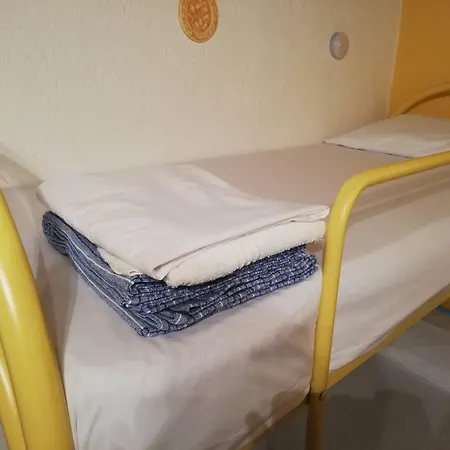 Le Petit Chateau Vezzi Portio