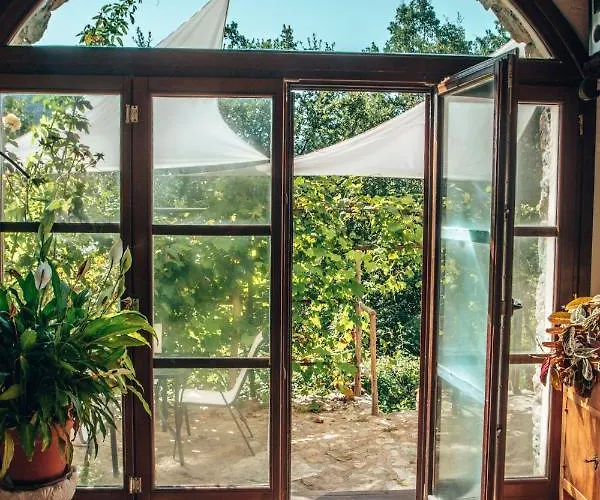 Le Petit Chateau Agroturismo