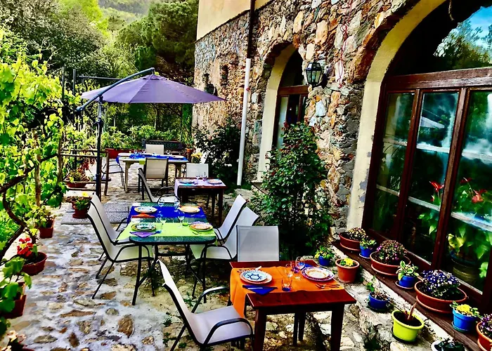Agroturismo Le Petit Chateau Vezzi Portio