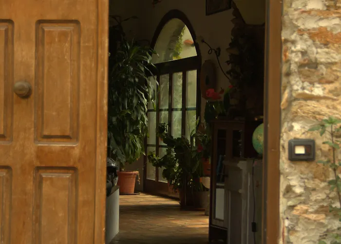 Le Petit Chateau * Vezzi Portio