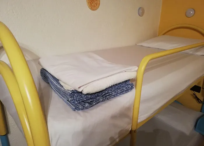 Le Petit Chateau Vezzi Portio